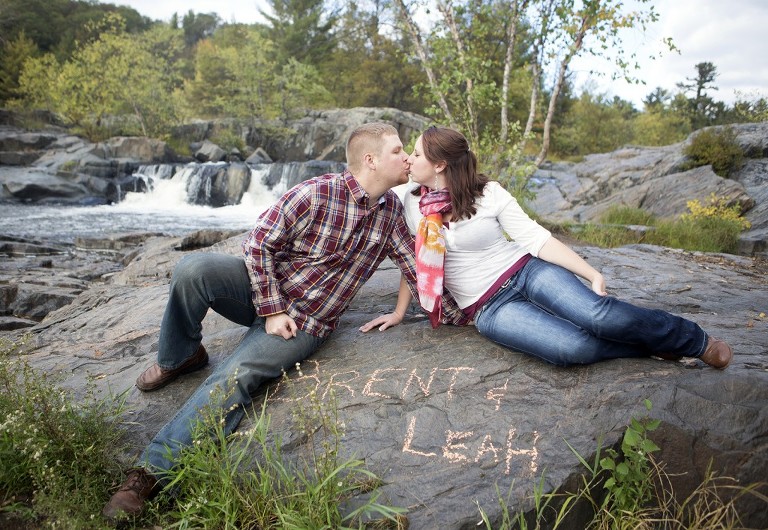Leah + Brent :: Eau Claire, Wisconsin Engagement Photography
