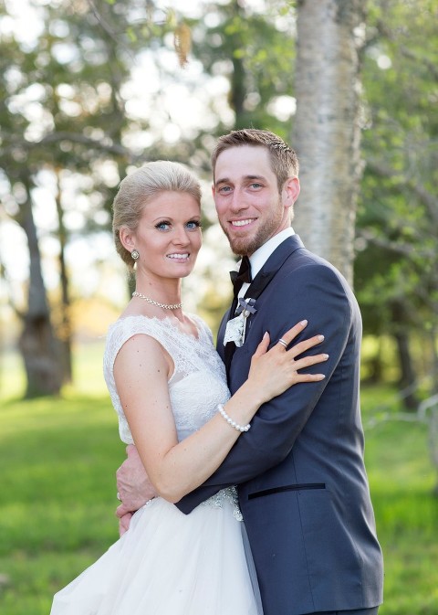 Central-Wisconsin-Spring-Wedding-33