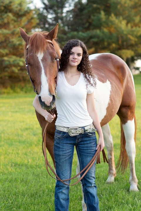 Pittsville-Senior-Portraits-05