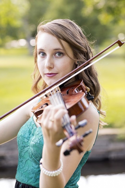 Alyssa :: Class of 2015 :: Central Wiscosin Senior Photography