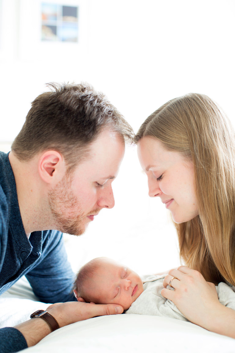 Eau-Claire-Newborn-and-Maternity-Photography-04