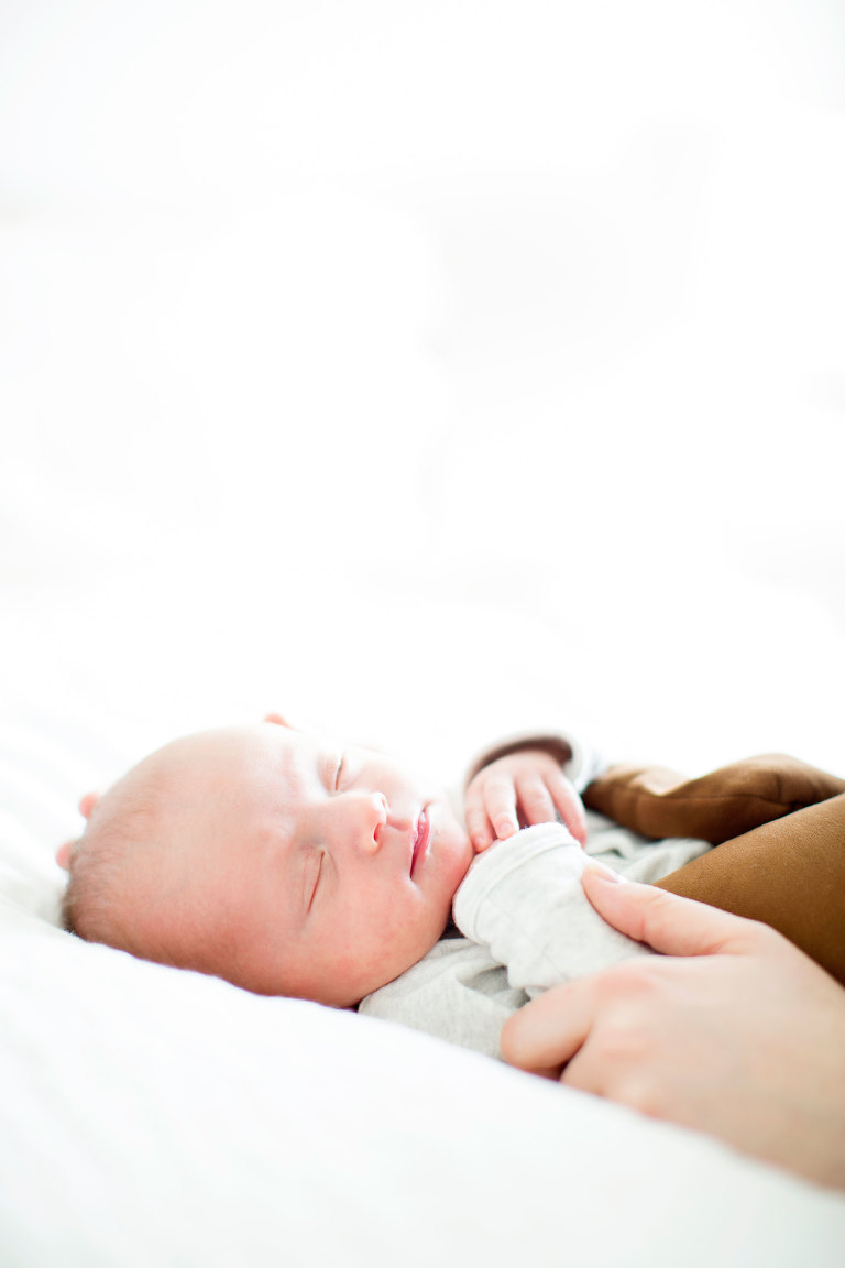 Eau-Claire-Newborn-and-Maternity-Photography-14