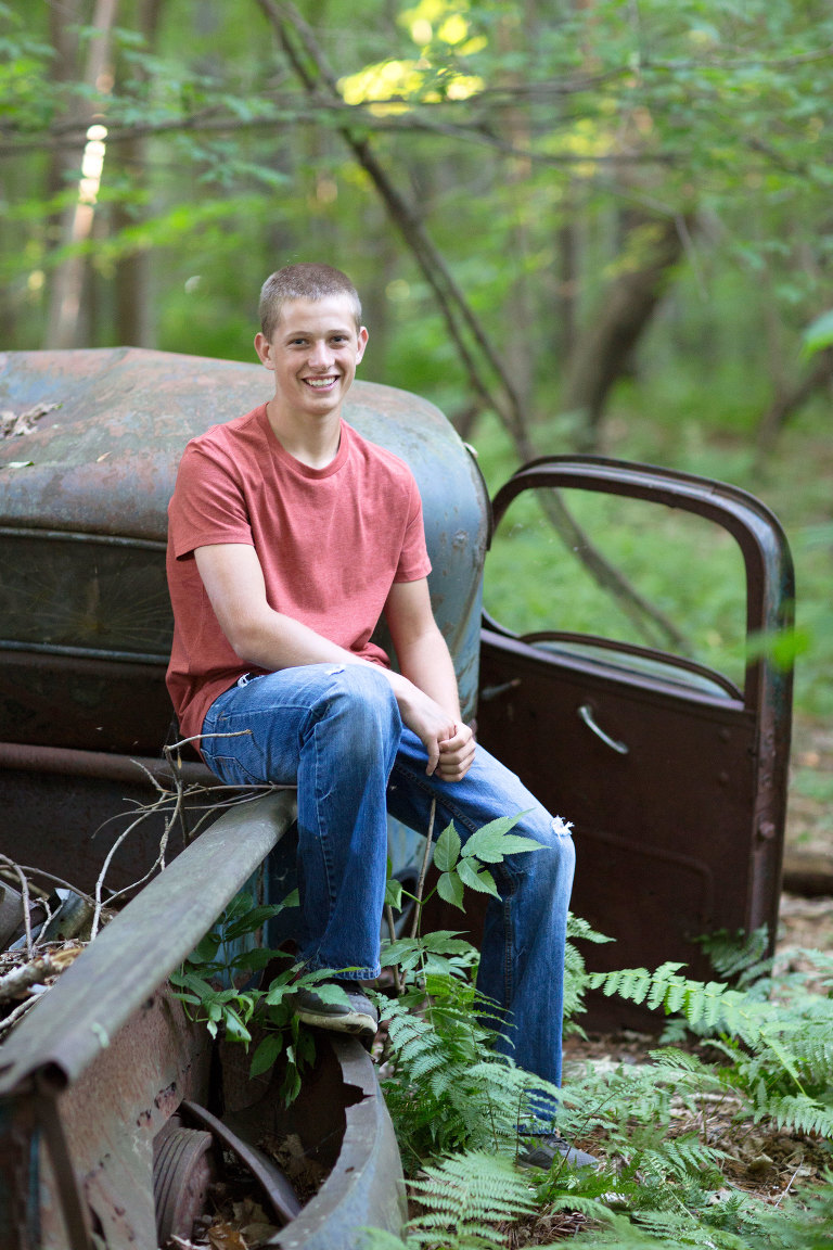 Marathon-Wisconsin-Senior-Portraits-11