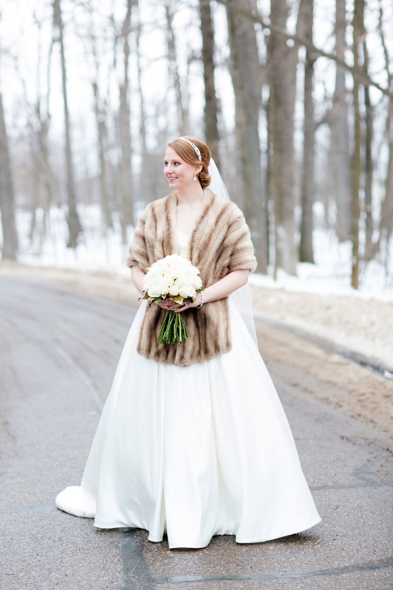 Marshfield-Wisconsin-Winter-Wedding-21