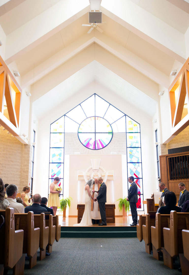 Marshfield-Wisconsin-Spring-Wedding-Photography-11