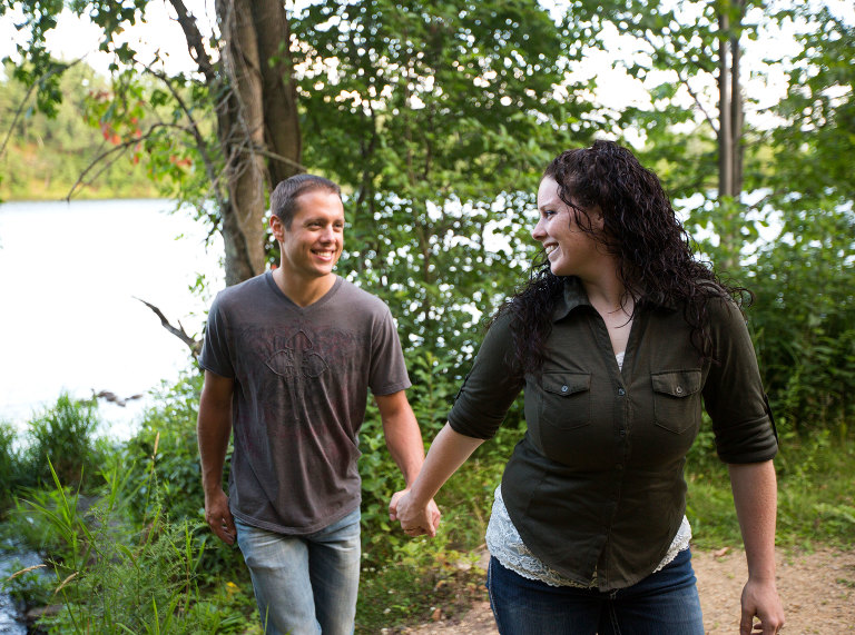 Eau-Claire-Engagement-Photography-09
