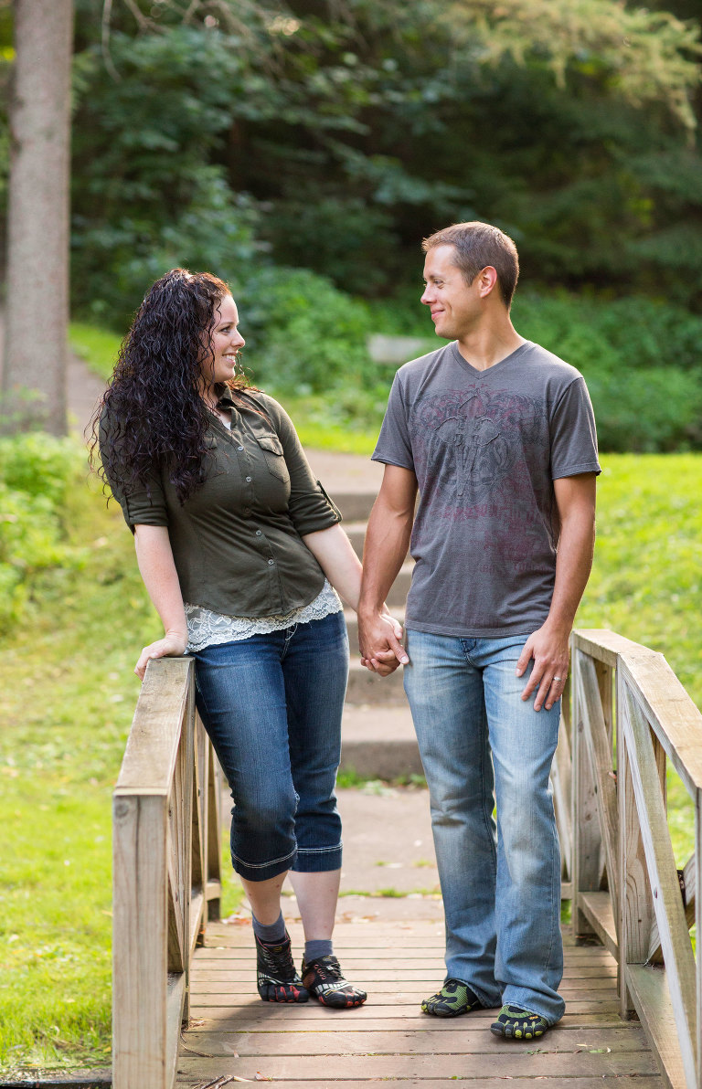 Eau-Claire-Engagement-Photography-13
