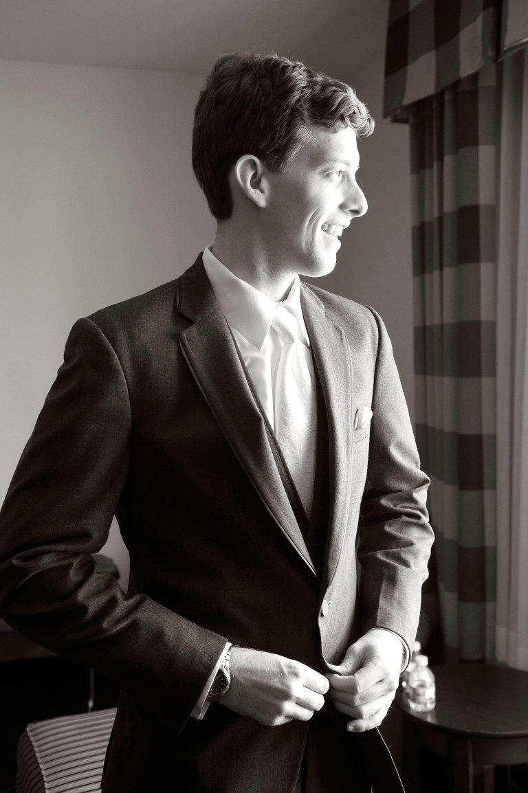 Marshfield-Wisconsin-Winter-Wedding-02