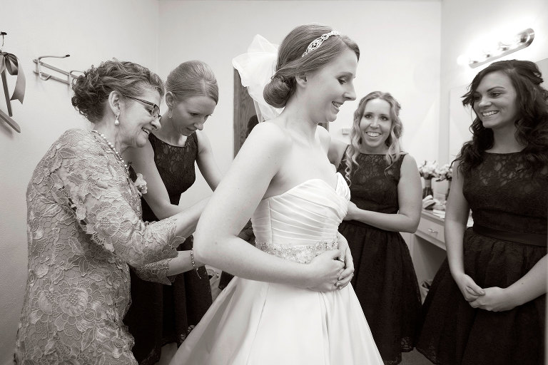 Marshfield-Wisconsin-Winter-Wedding-04