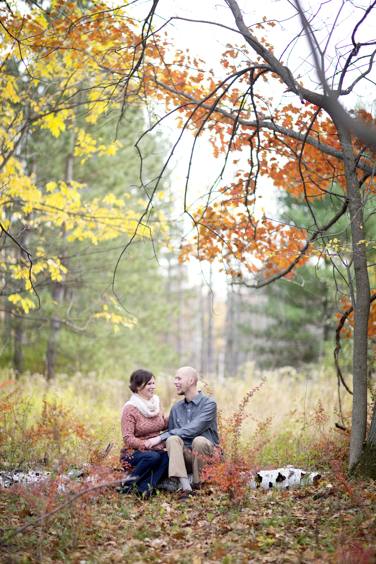 Jennifer + Ryan :: Stevens Point, Wisconsin Engagement Photography