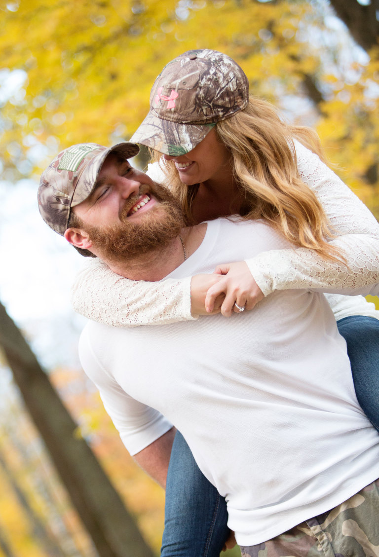 Wausau-Fall-Engagement-Photography-03