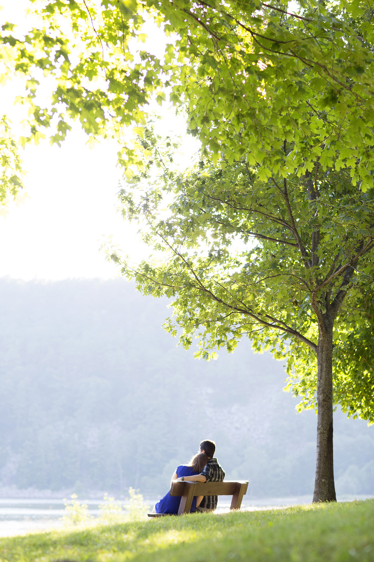 Sarah + Tim :: Devil's Lake Engagement Photography