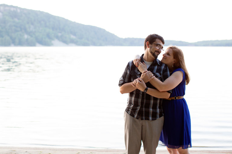 Devils-Lake-Summer-Engagement-Session-11