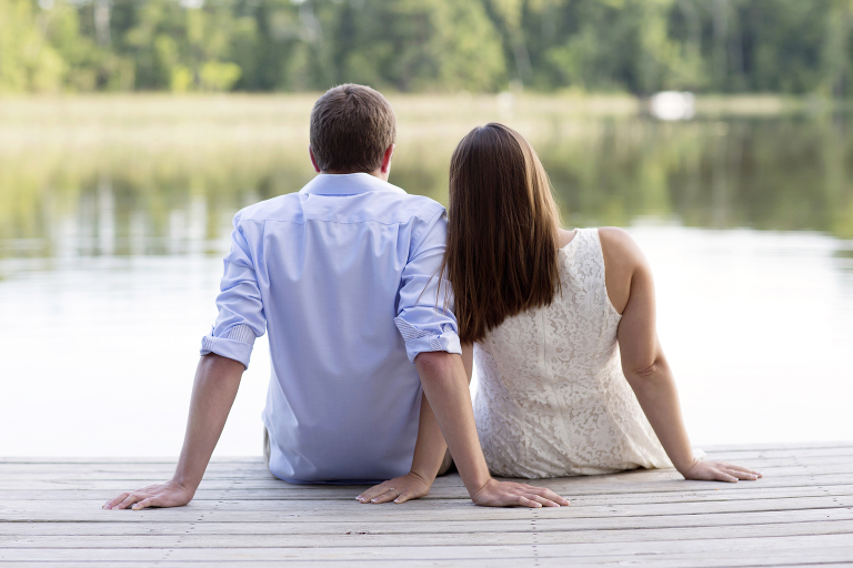 Chrissy + Kevin :: Stevens Point, Wisconsin Engagement Photography
