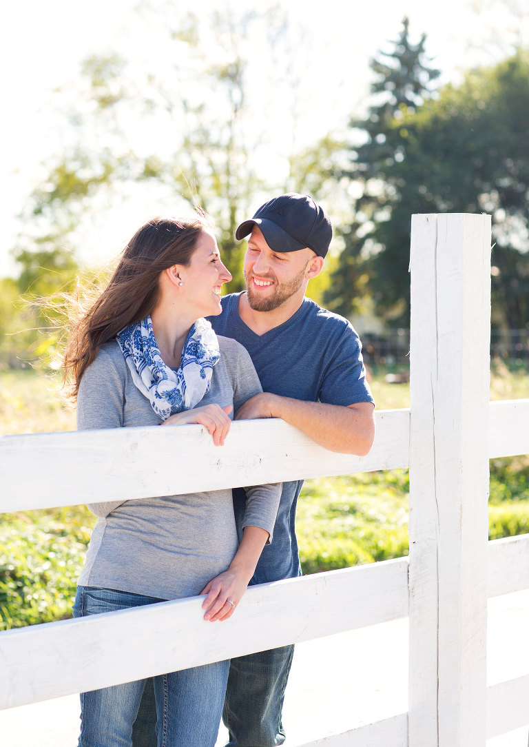 Wisconsin-Fall-Engagement-Photography-09