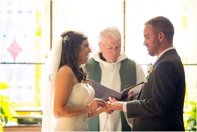 Alicia + Andy :: Weyauwega, Wisconsin Wedding Photography