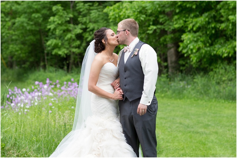 Katie + Logan :: Marshfield, Wisconsin Wedding Photography