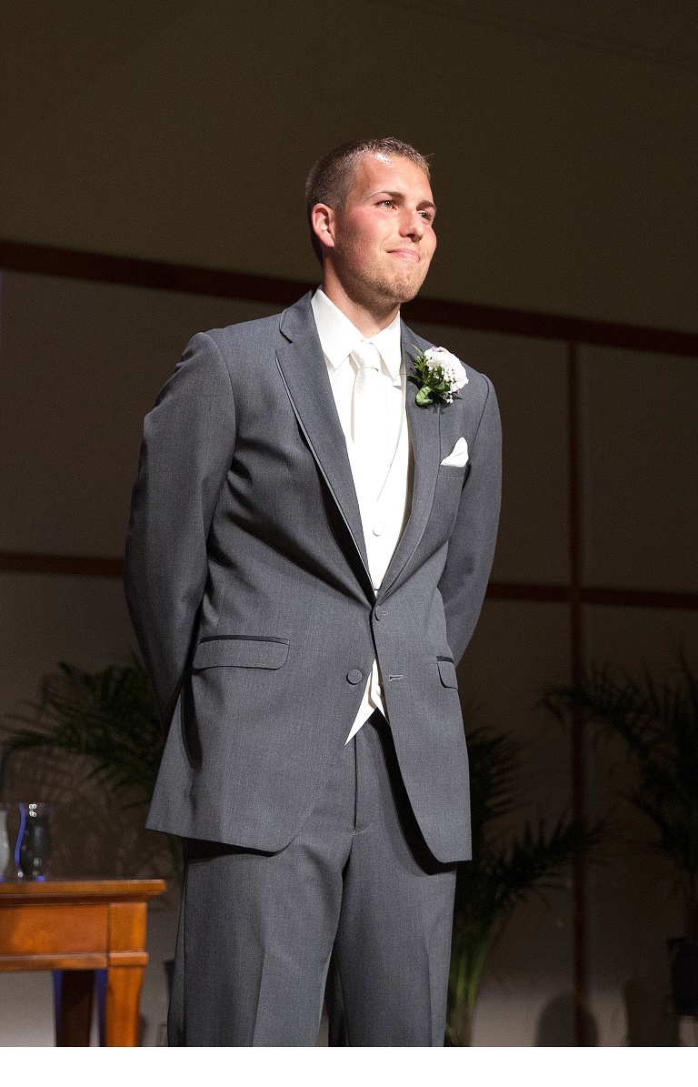 Brittney + Paul :: Stevens Point, Wisconsin Wedding Photography