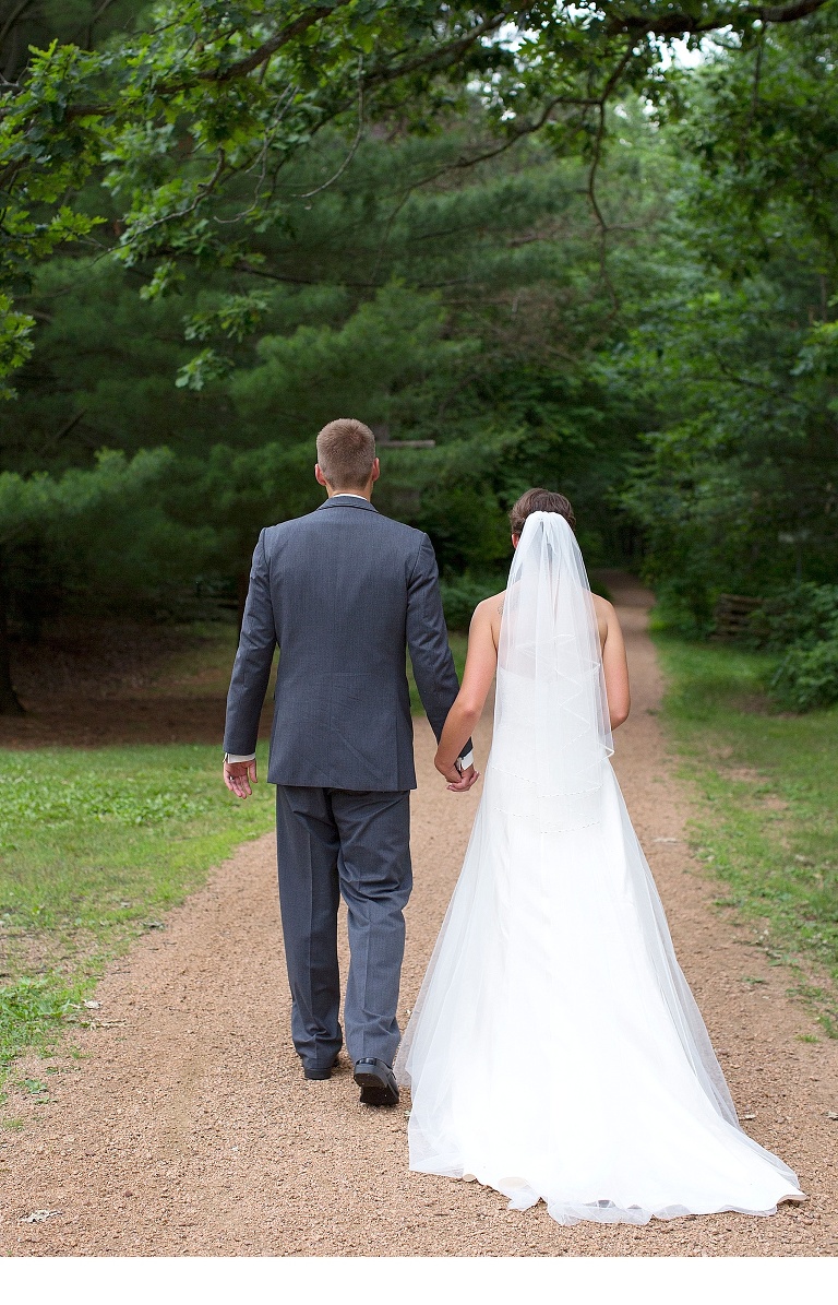 Brittney + Paul :: Stevens Point, Wisconsin Wedding Photography