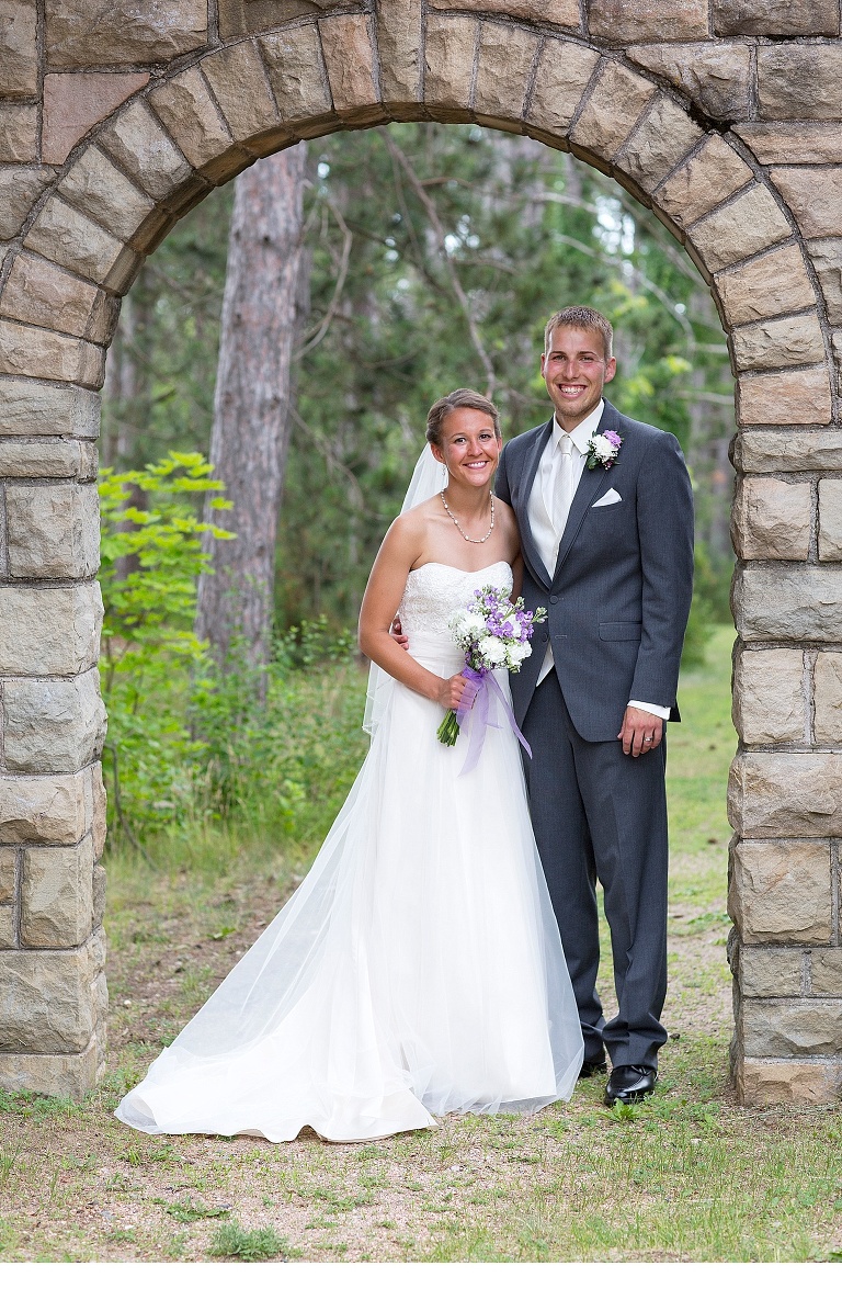 Brittney + Paul :: Stevens Point, Wisconsin Wedding Photography