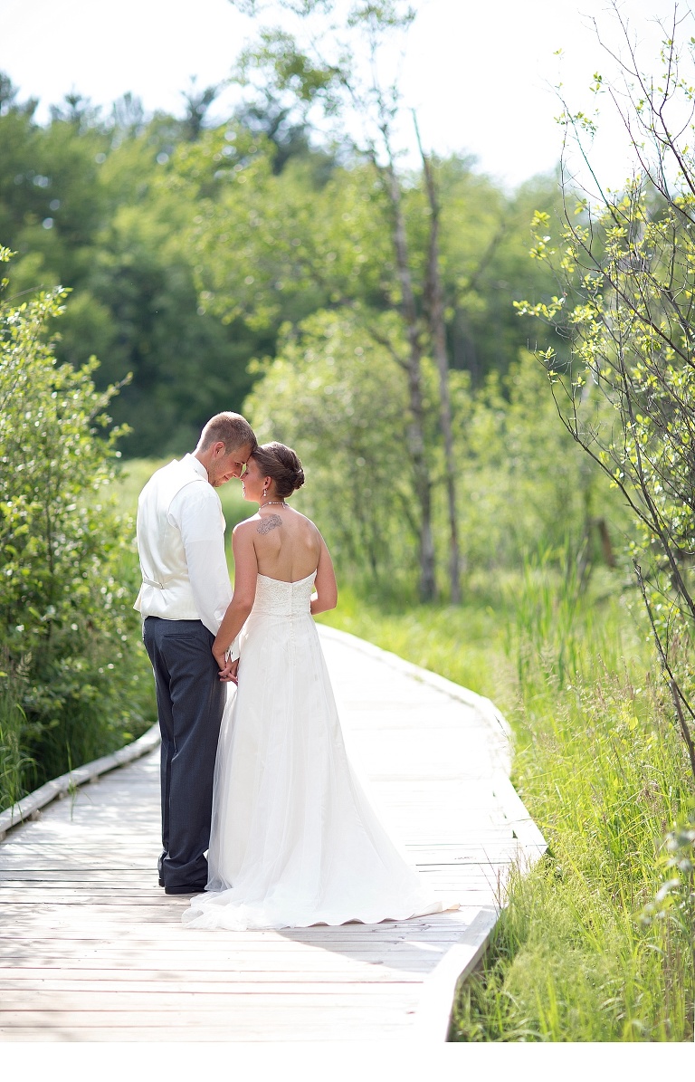 Brittney + Paul :: Stevens Point, Wisconsin Wedding Photography