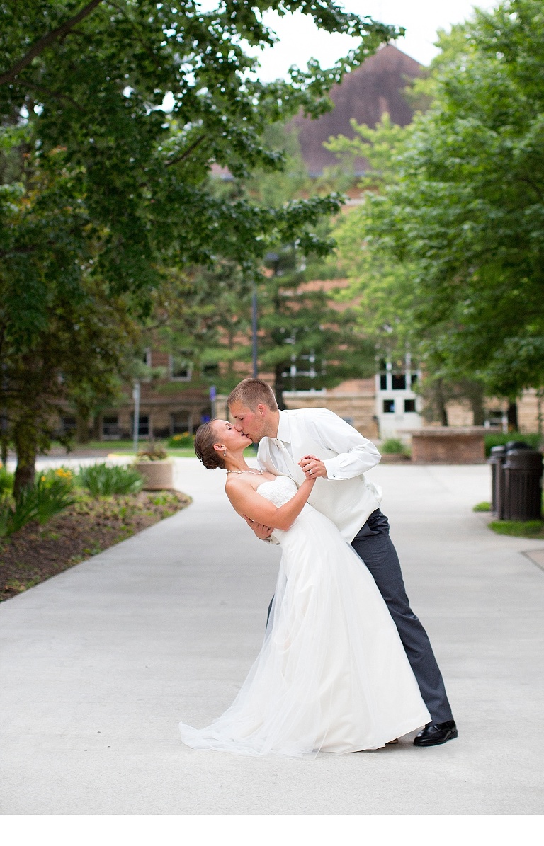 Brittney + Paul :: Stevens Point, Wisconsin Wedding Photography