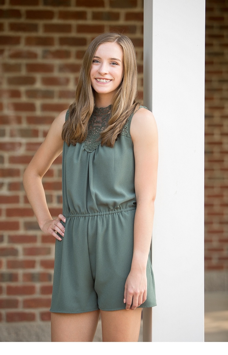 Sydney :: DC Everest Class of 2017 :: Wausau, Wisconsin Senior Portraits