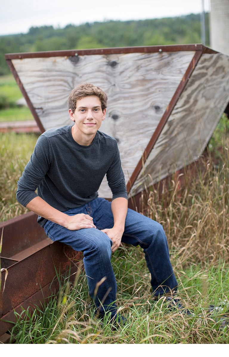 Eric :: Wausau West Class of 2017 :: Wausau, Wisconsin Senior Portraits