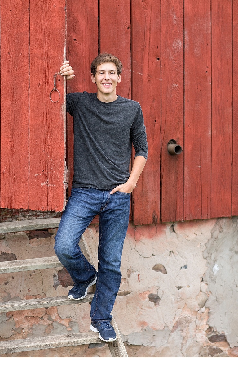 Eric :: Wausau West Class of 2017 :: Wausau, Wisconsin Senior Portraits