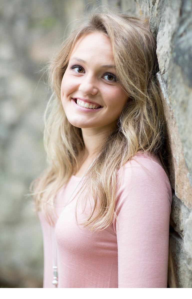 McKensey :: Marshfield Class of 2017 :: Marshfield, Wisconsin Senior Portraits