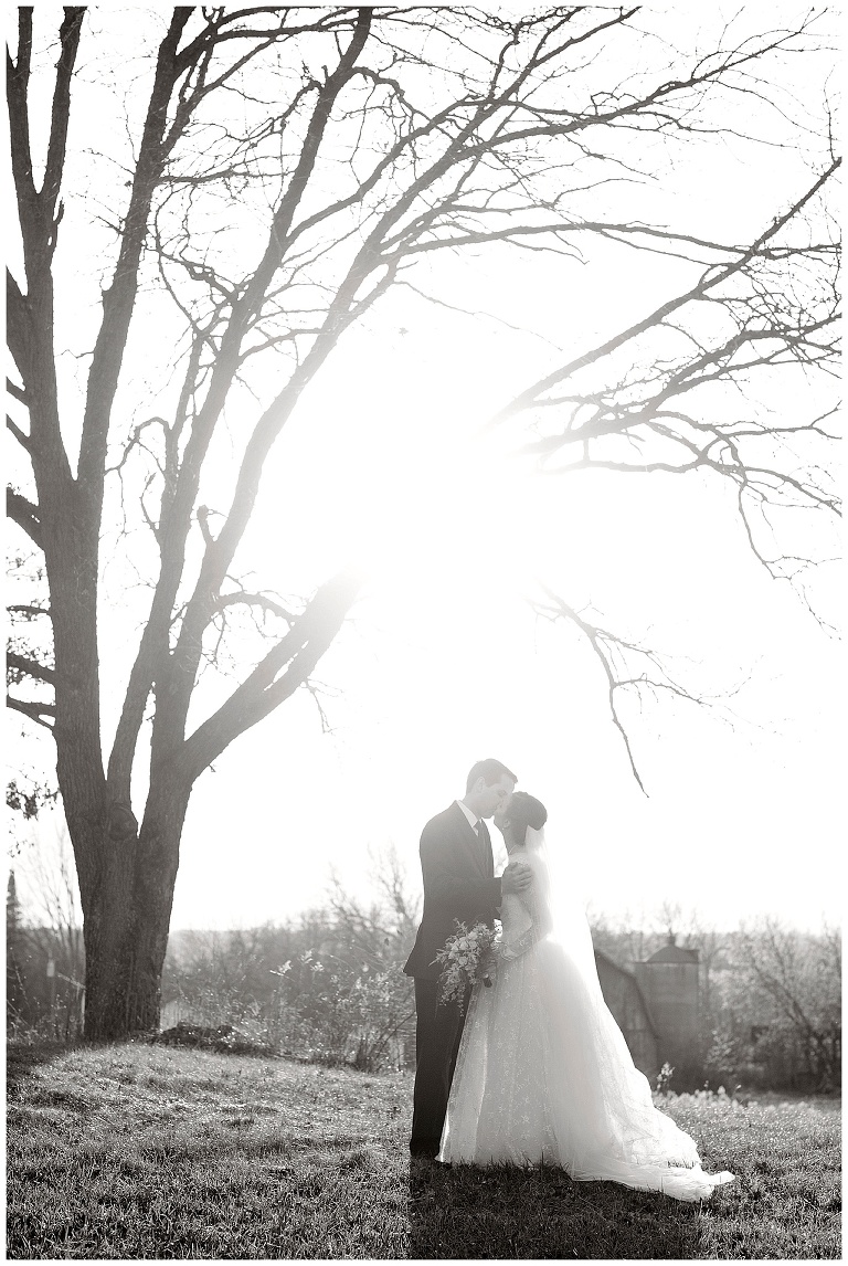 Emily + John :: Stevens Point, Wisconsin Wedding Photography