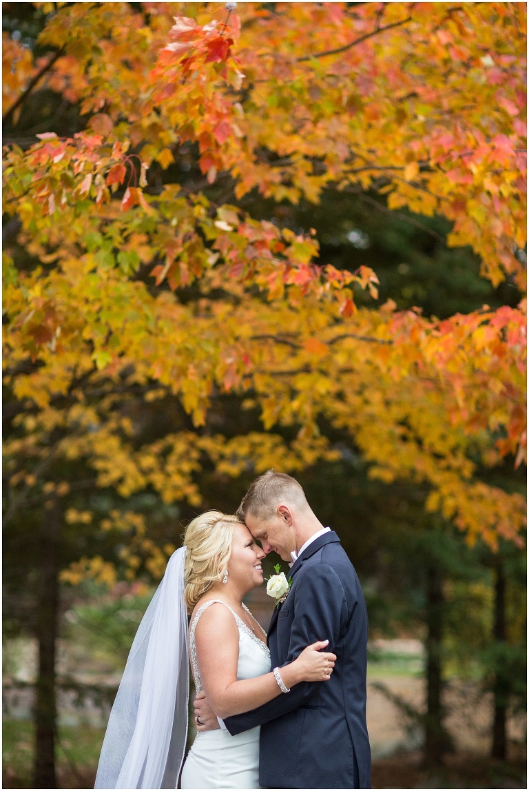 Laura Schmitt Photography/Laura Schmitt HillerChippewa Retreat Resort Wedding